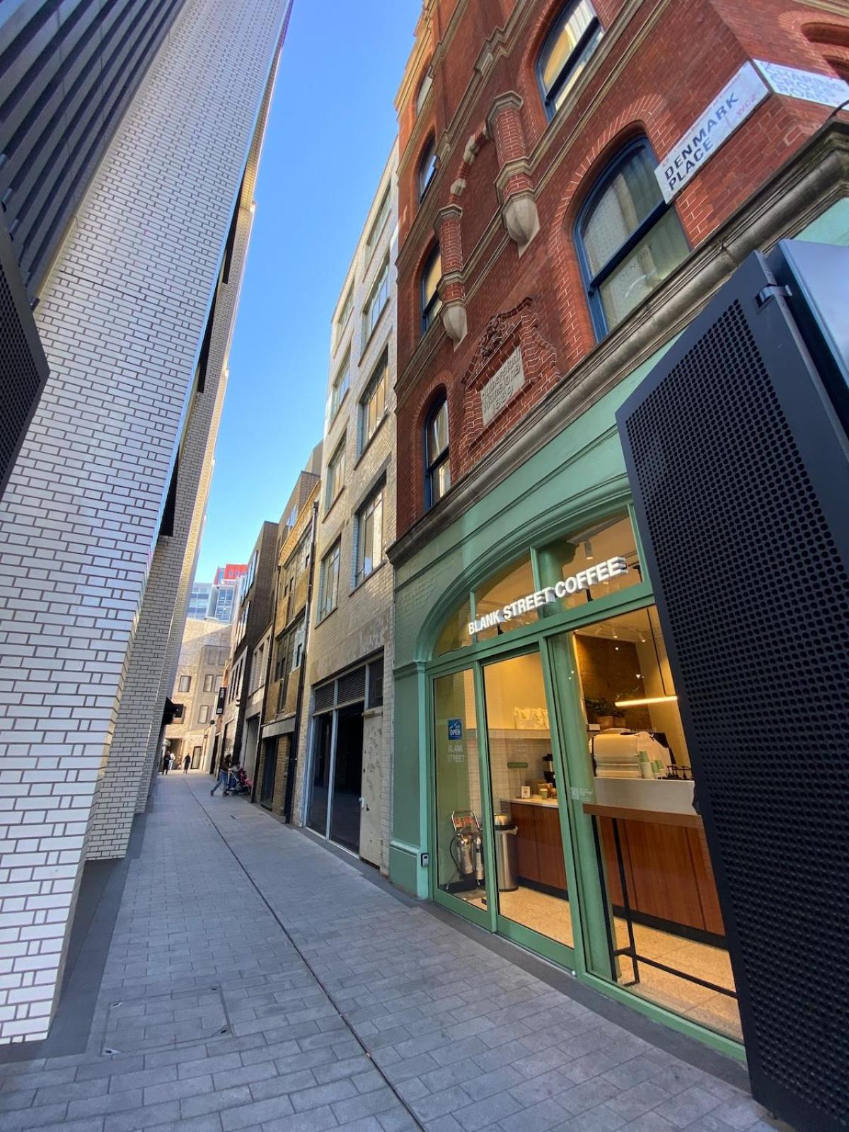 Stay In The Heart Of Soho London Exterior photo